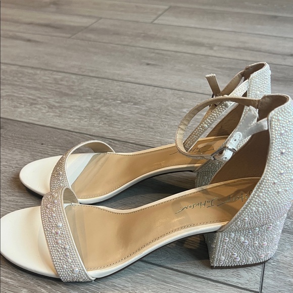 Betsey Johnson Pink and Silver Embellished Heels - Picture 3 of 10